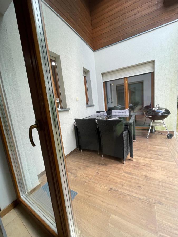 Apartament Przy Lesie Chojno-Blota Wielkie Bagian luar foto