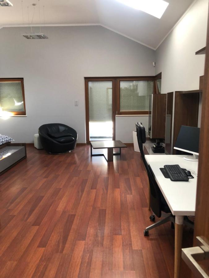 Apartament Przy Lesie Chojno-Blota Wielkie Bagian luar foto